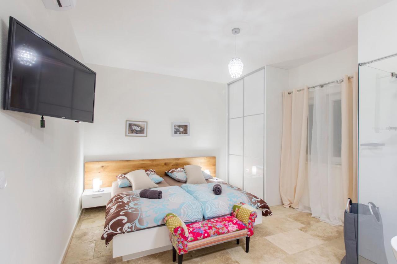 Dalmata Lounge Lägenhet Starigrad Paklenica Exteriör bild