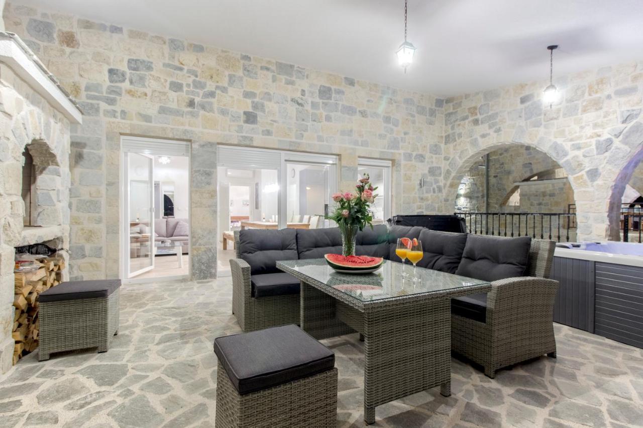 Dalmata Lounge Lägenhet Starigrad Paklenica Exteriör bild