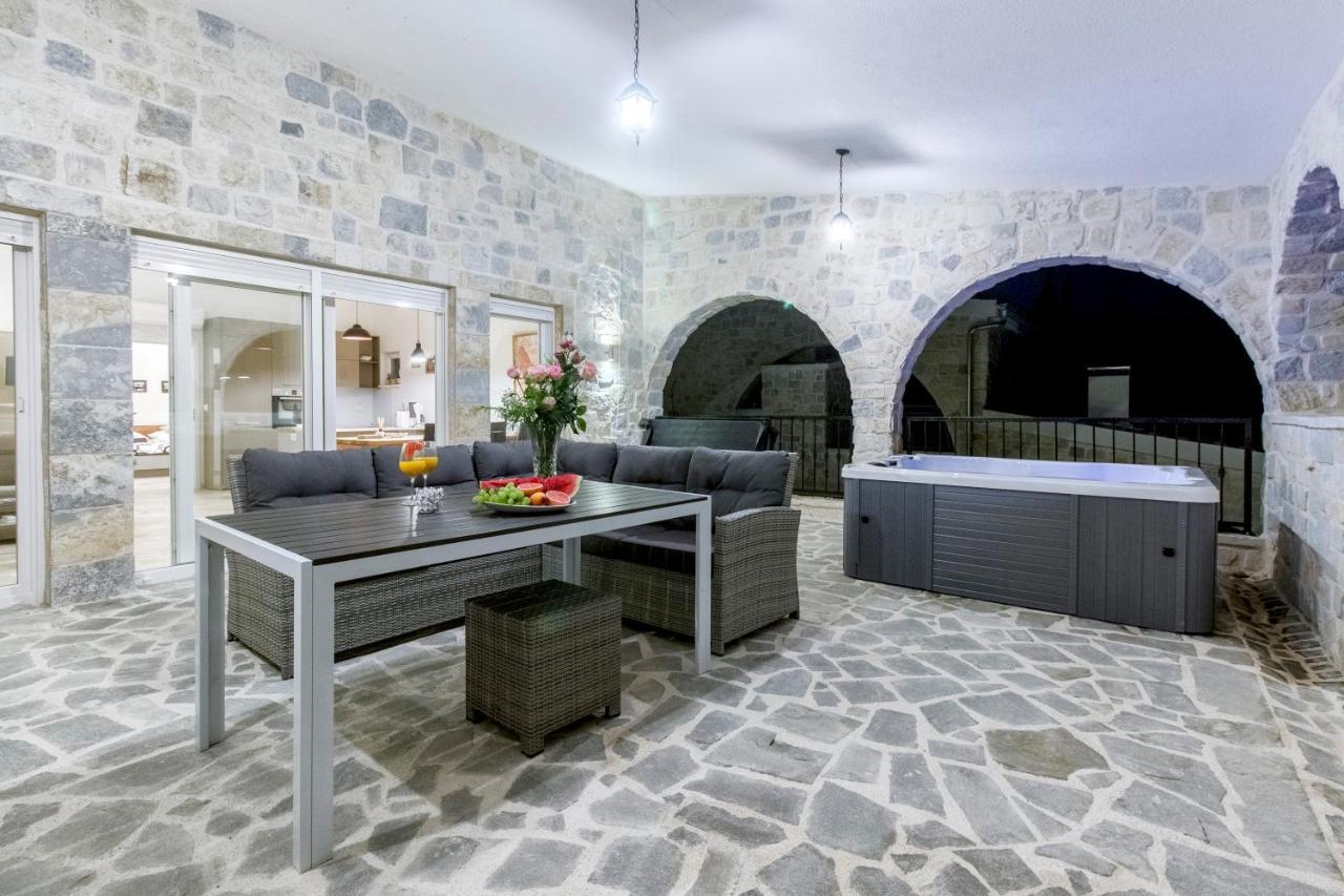 Dalmata Lounge Lägenhet Starigrad Paklenica Exteriör bild